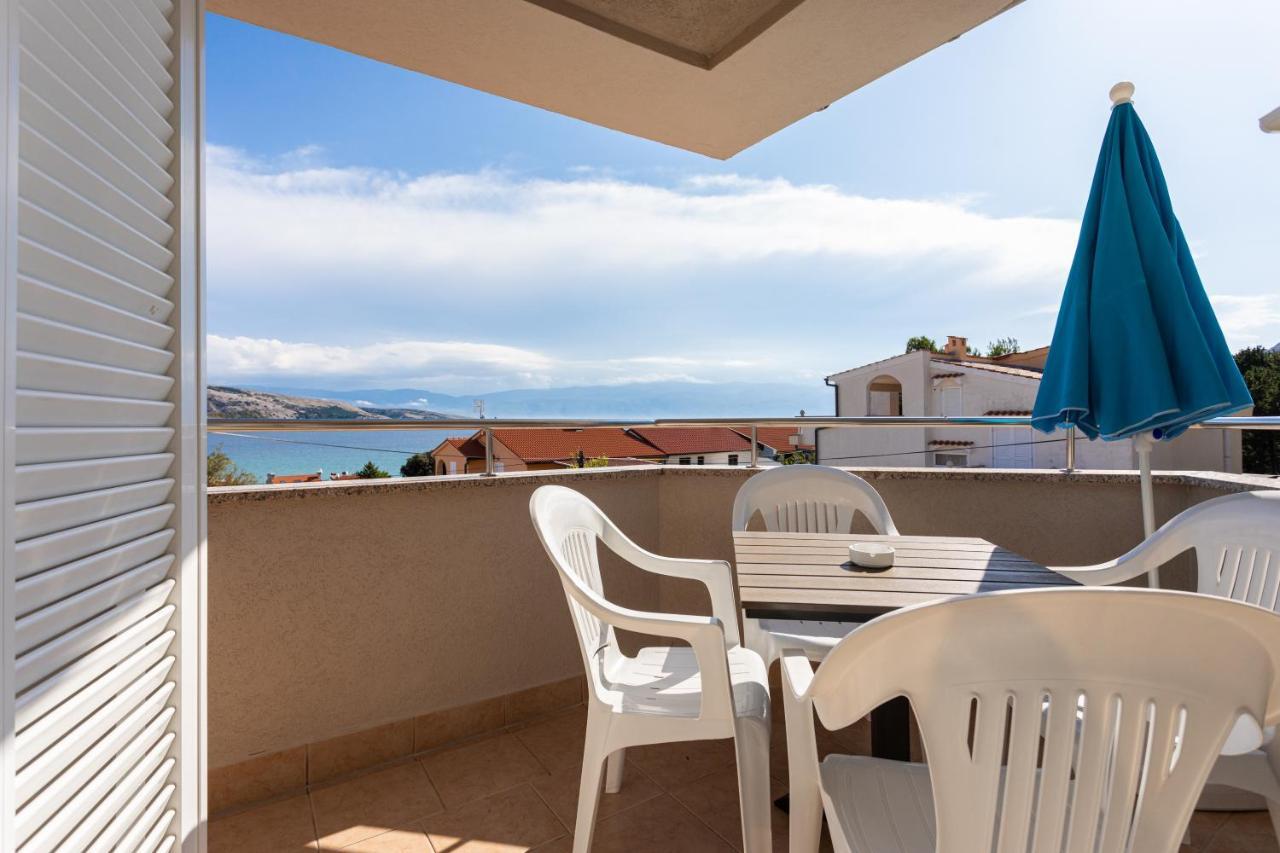 Apartments Crnekovic I Zarok Baska  Exterior photo