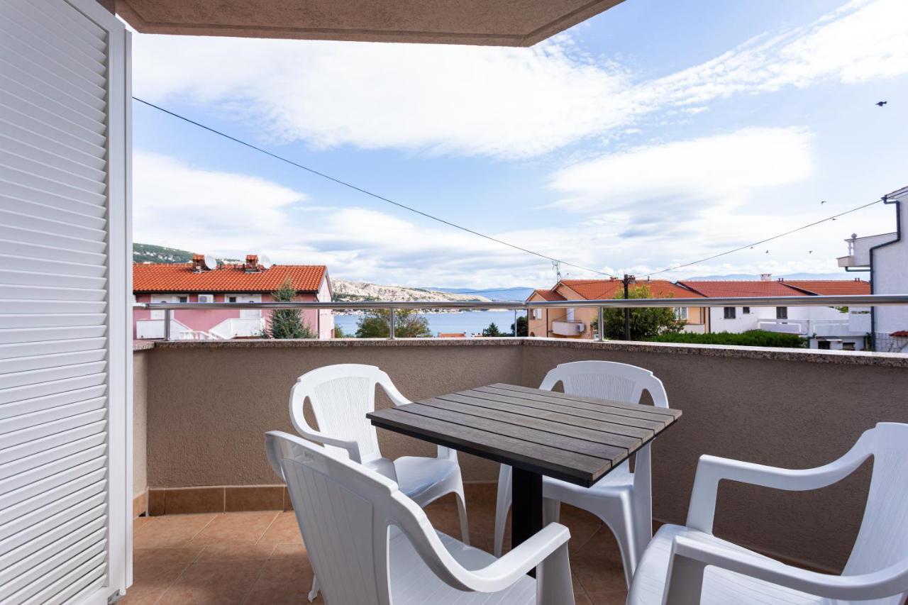 Apartments Crnekovic I Zarok Baska  Exterior photo