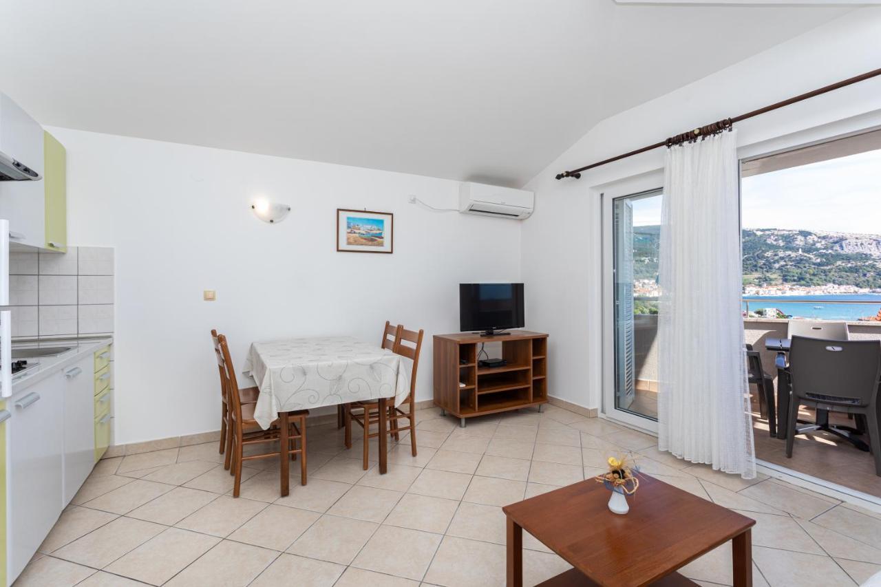 Apartments Crnekovic I Zarok Baska  Exterior photo
