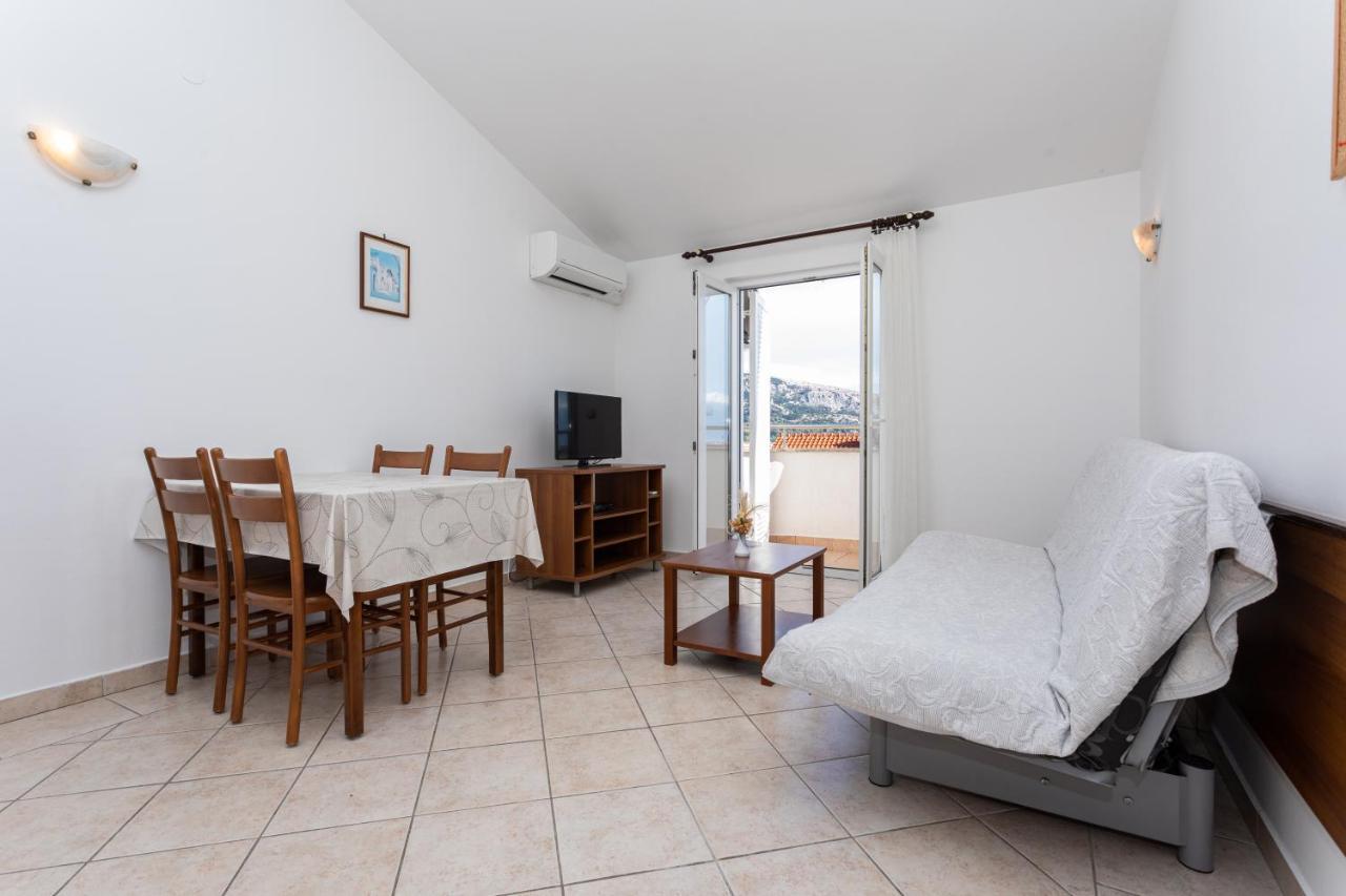 Apartments Crnekovic I Zarok Baska  Exterior photo
